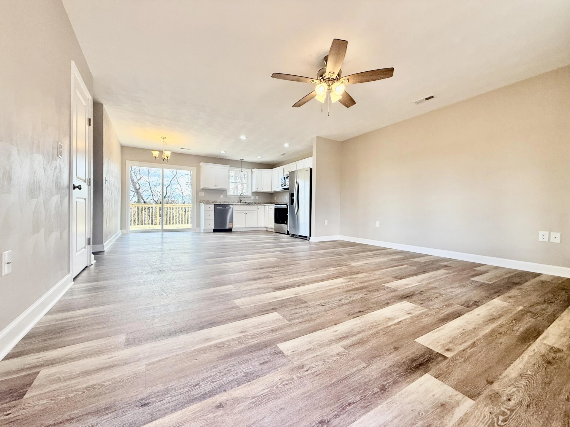 4446 Stonewall RD NW - Photo 4