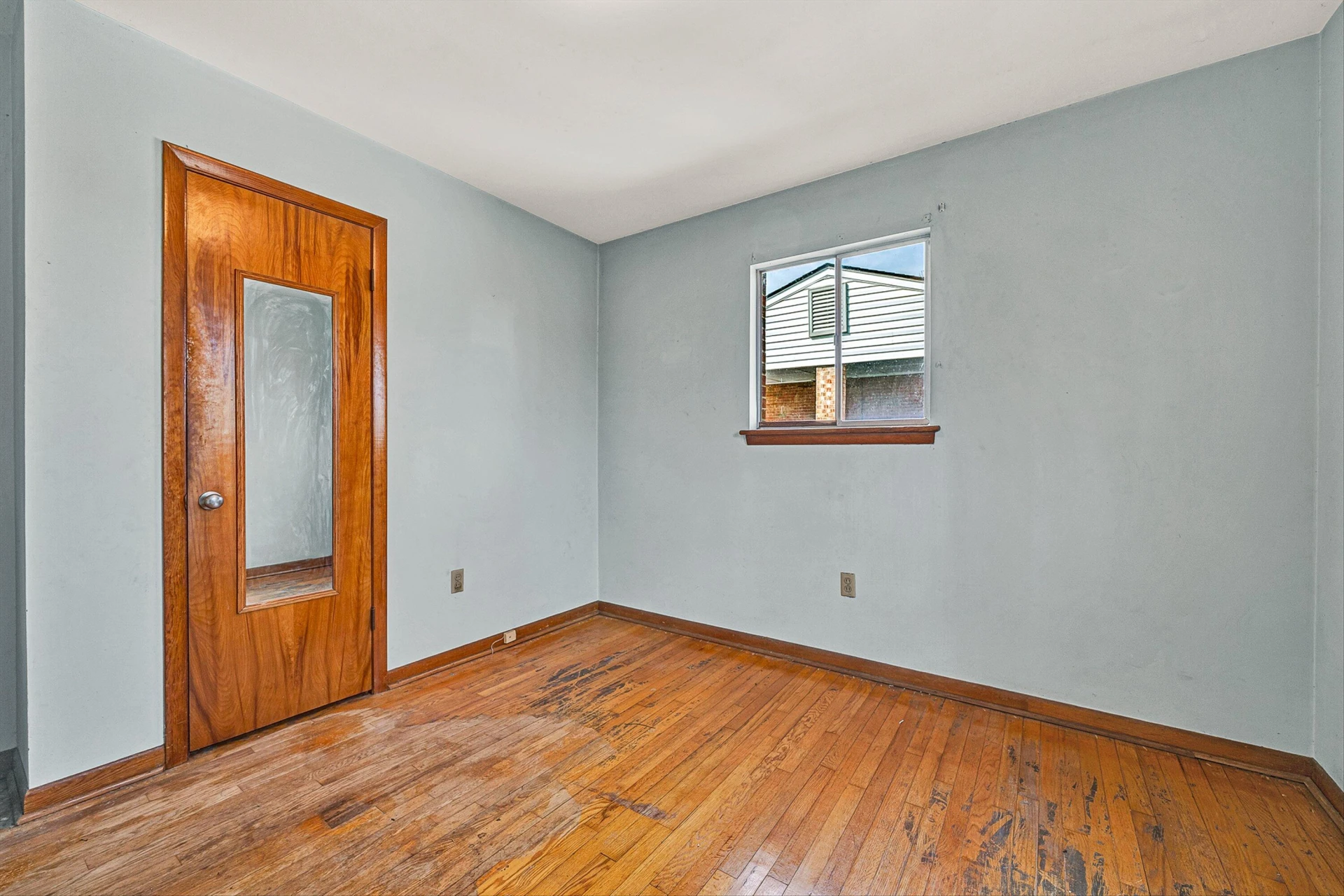 203 Cherryhill RD NW - Photo 14