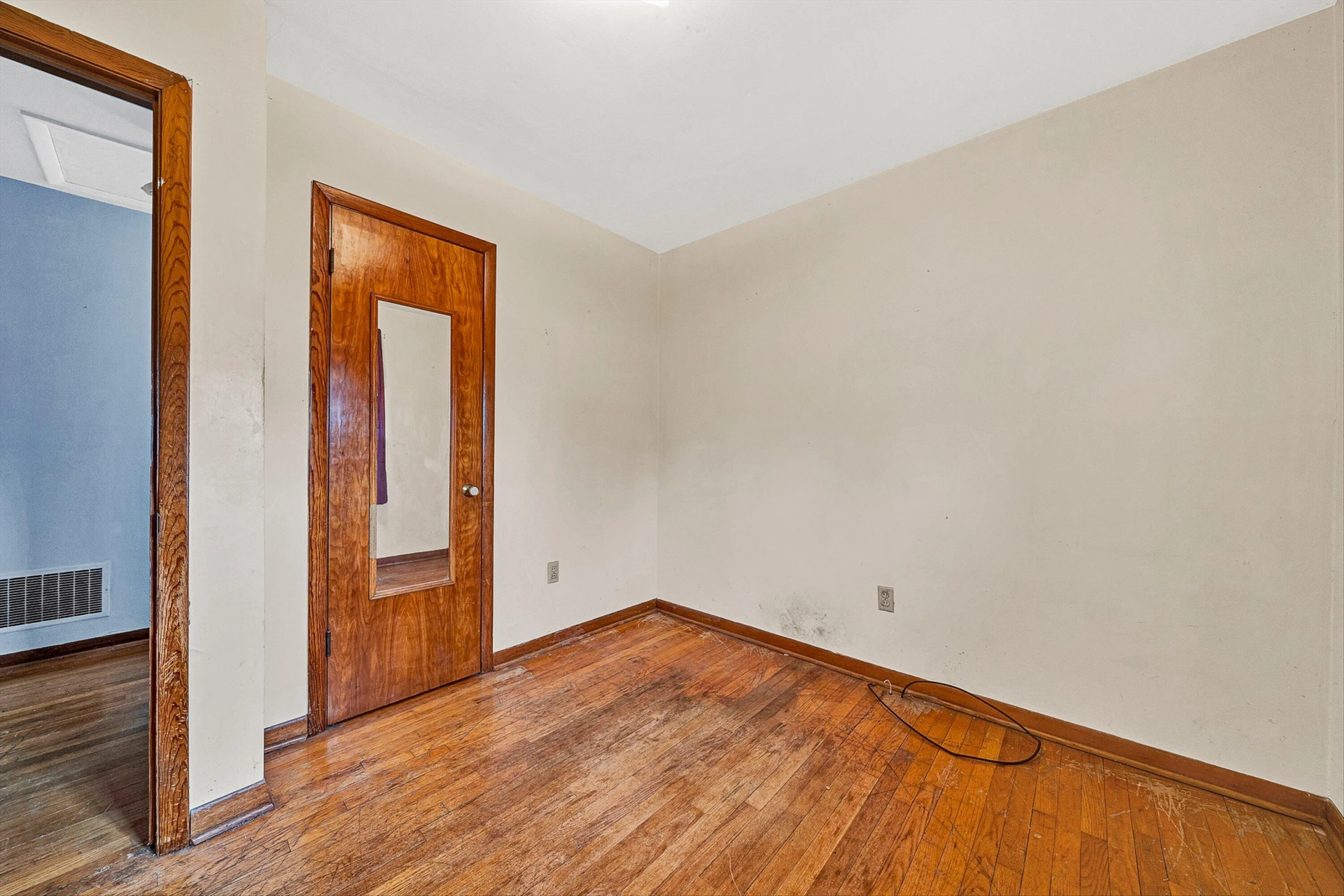 203 Cherryhill RD NW - Photo 18