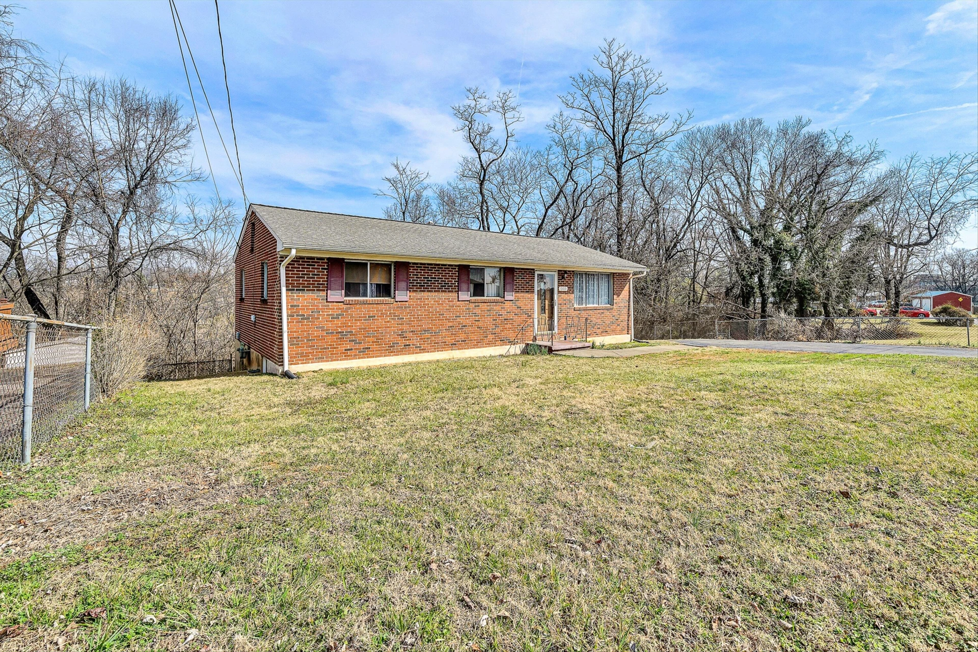 203 Cherryhill RD NW - Photo 28