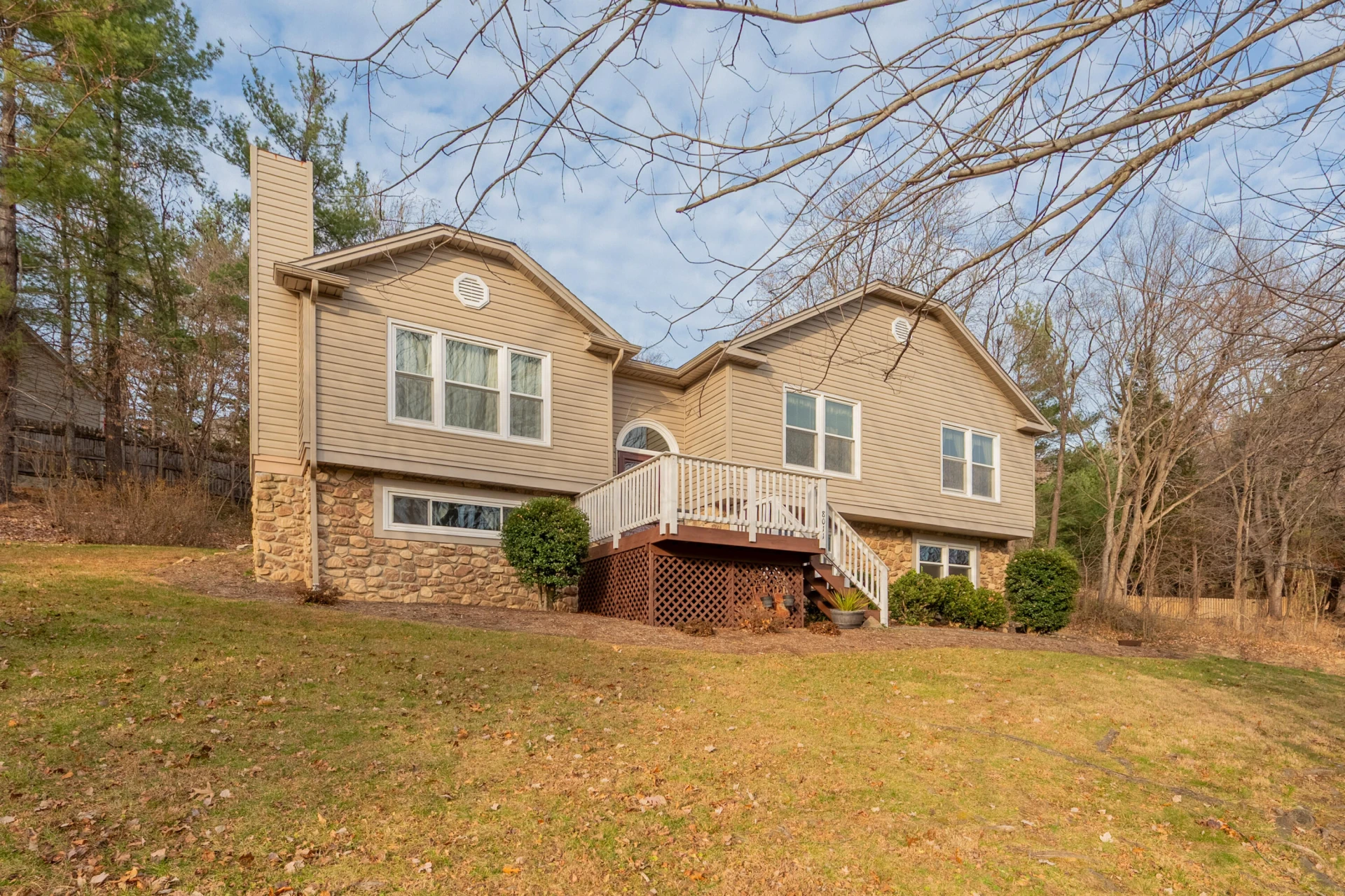8011 Cedar Edge RD - Photo 6