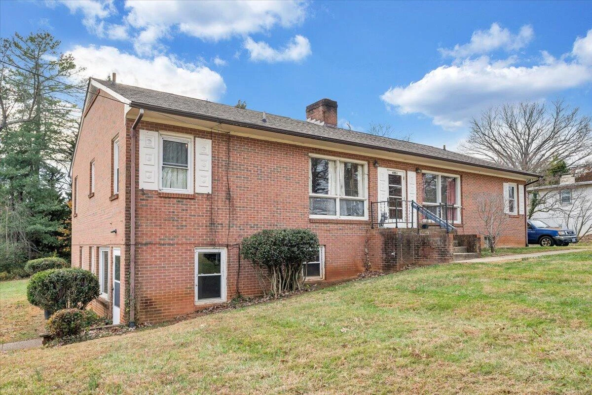4801 Boonsboro RD - Photo 15