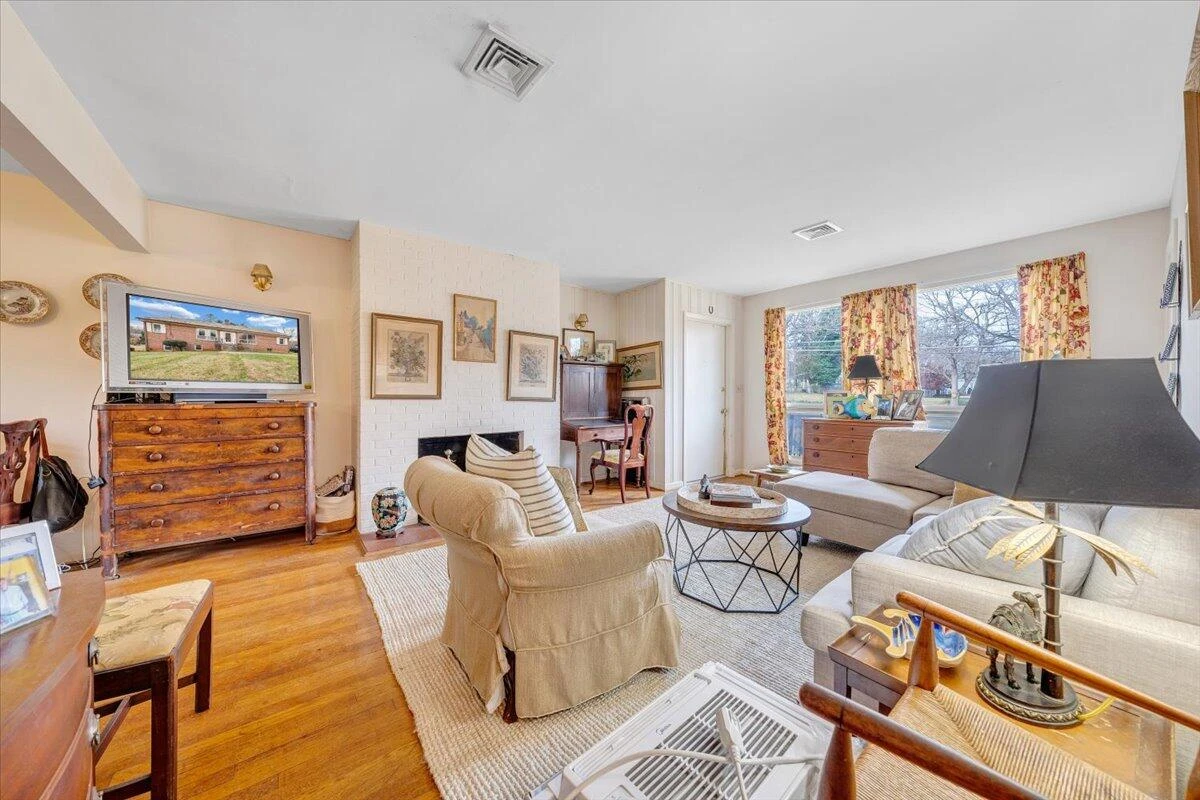 4801 Boonsboro RD - Photo 23