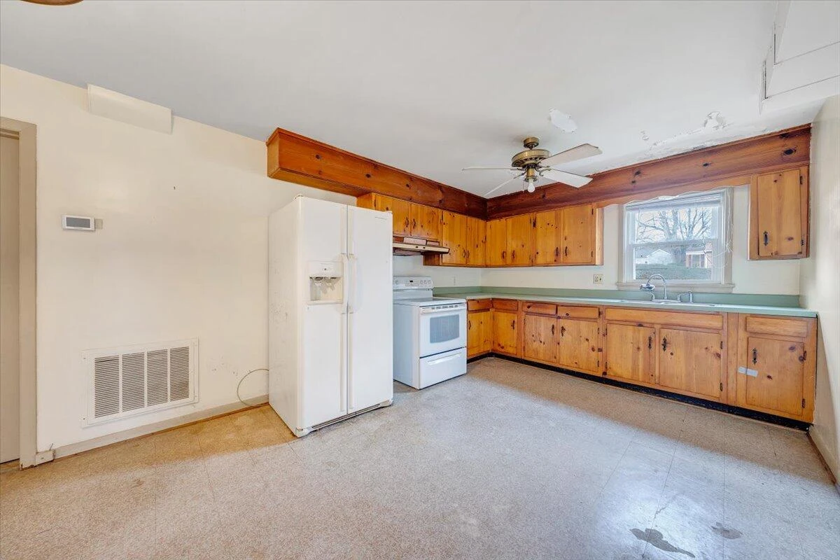 4801 Boonsboro RD - Photo 45