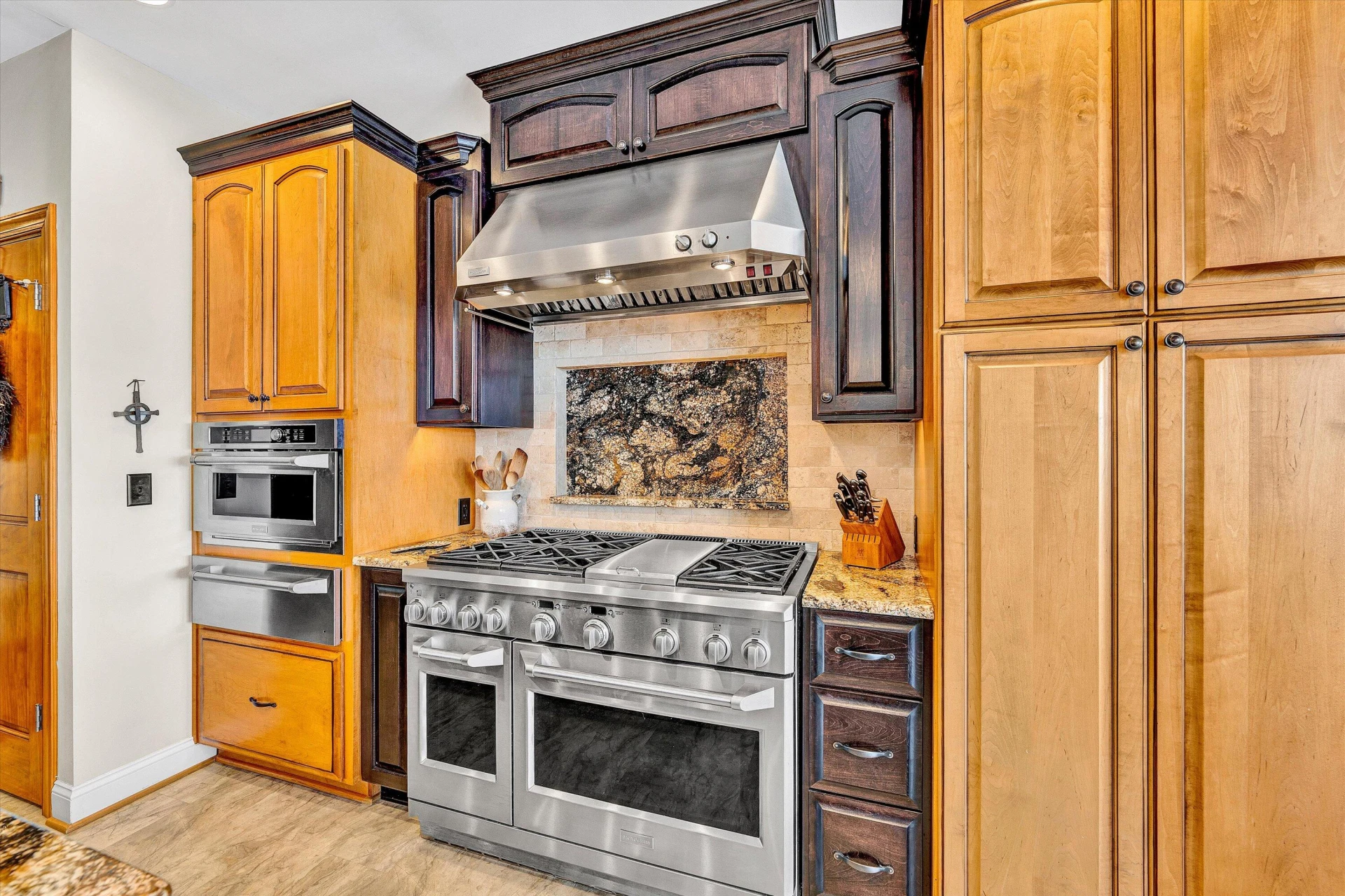695 Fox Chase RD - Photo 19