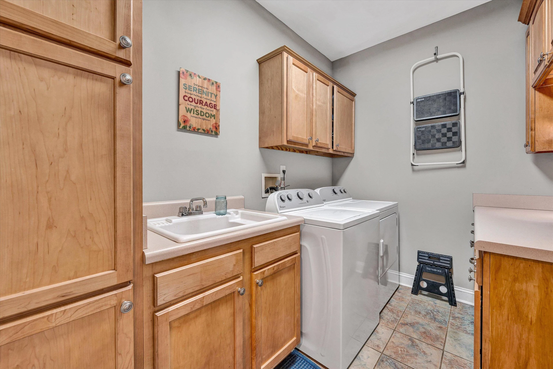 695 Fox Chase RD - Photo 27