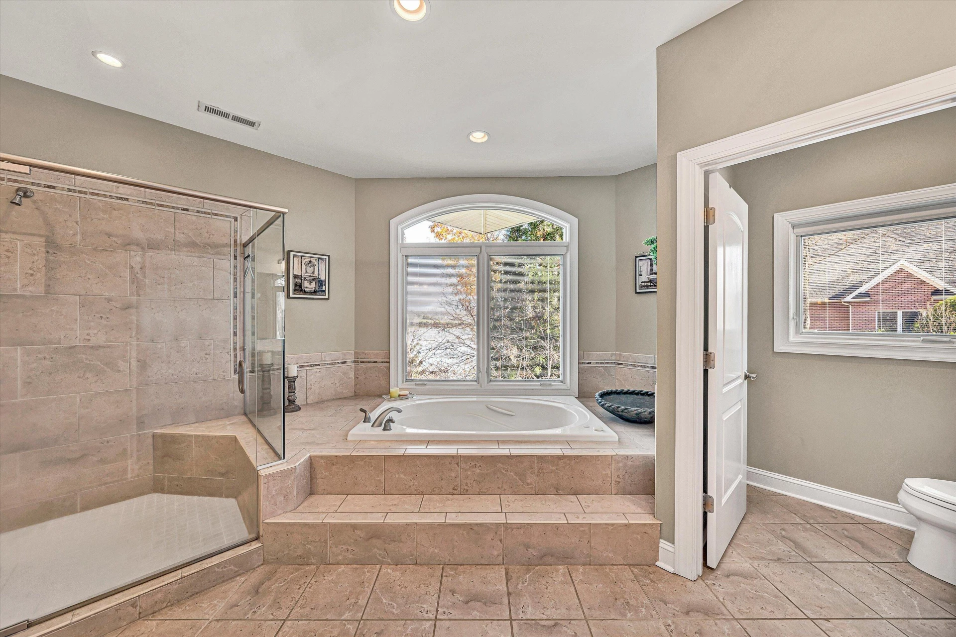 695 Fox Chase RD - Photo 39