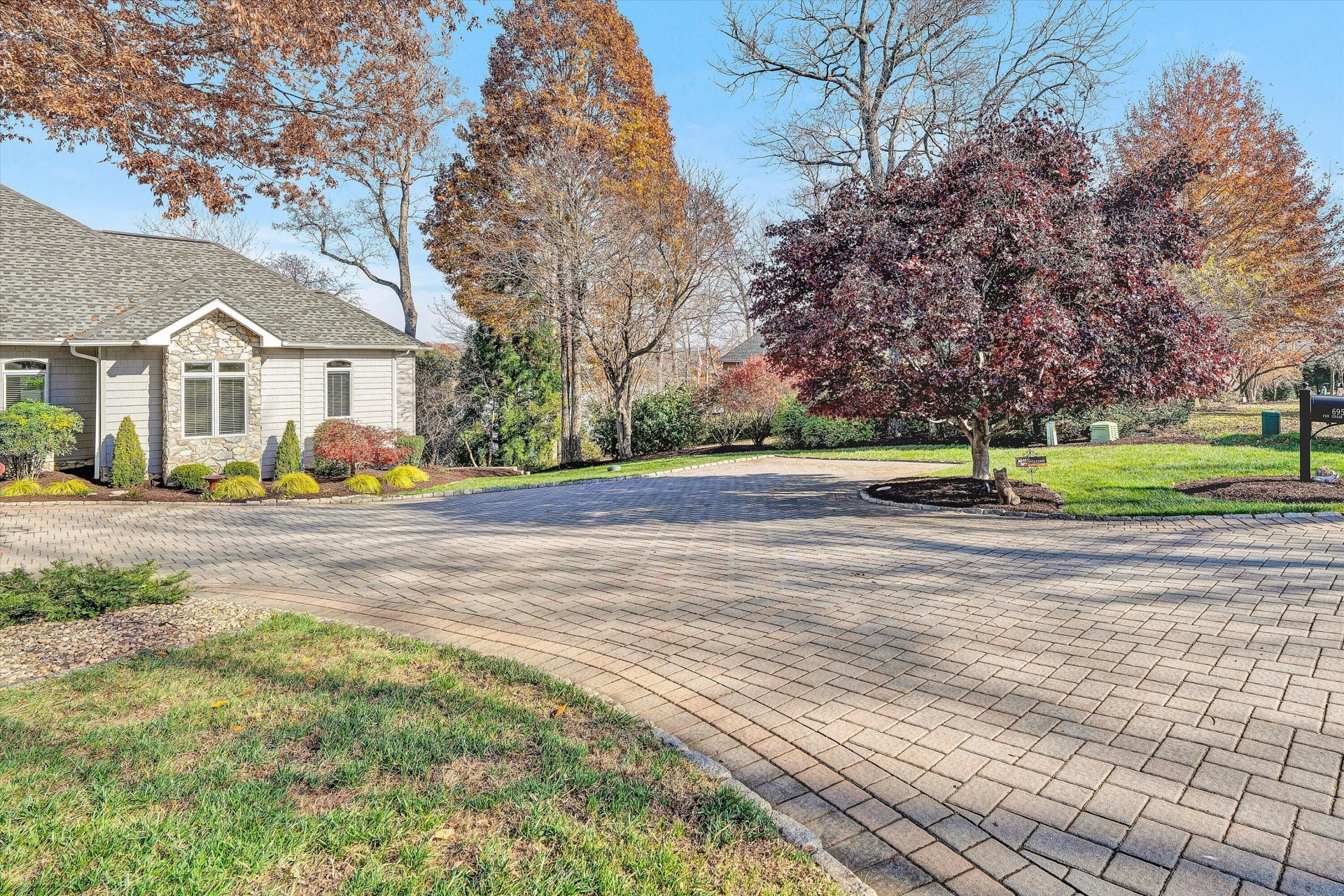 695 Fox Chase RD - Photo 82