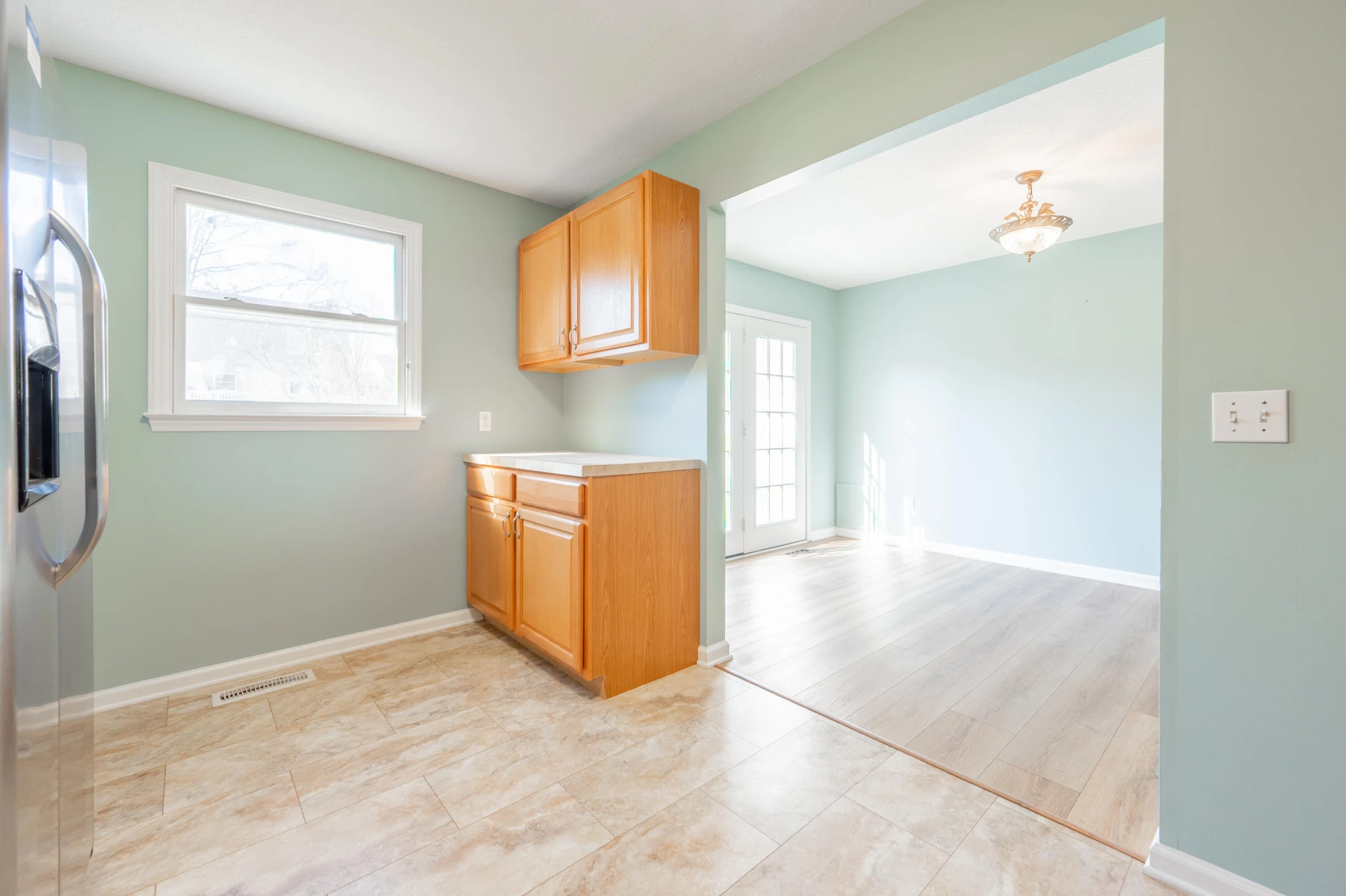 1309 Sandy CIR - Photo 13