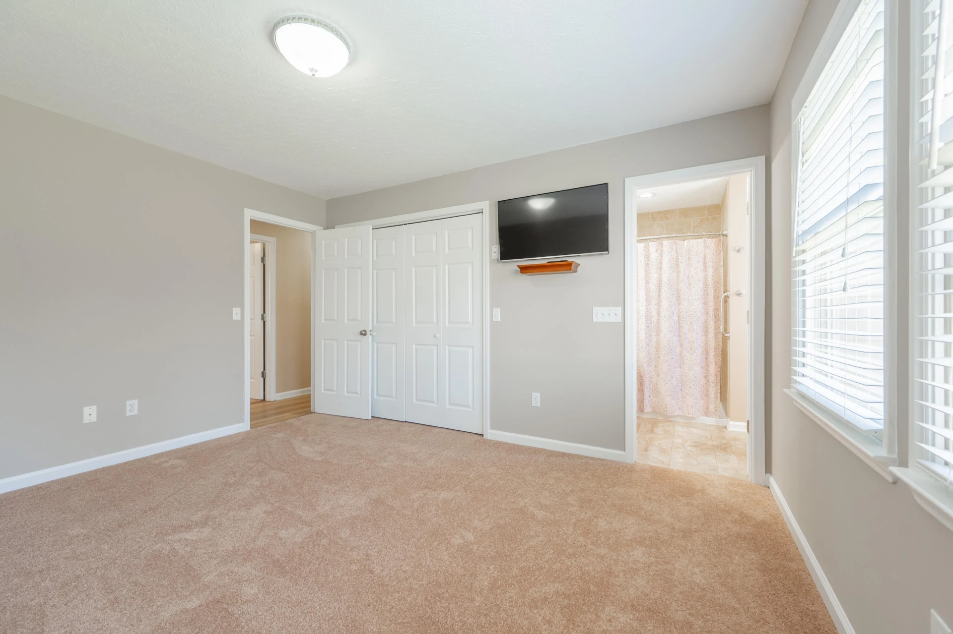 1309 Sandy CIR - Photo 18