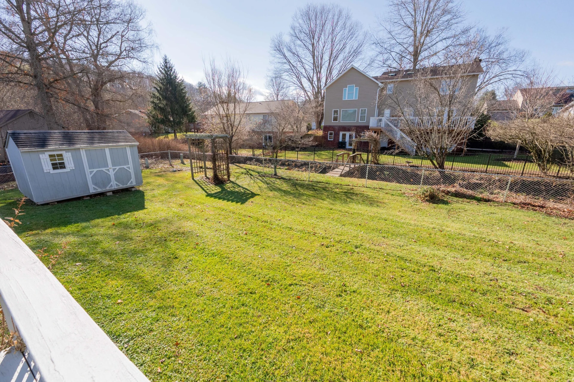 1309 Sandy CIR - Photo 30