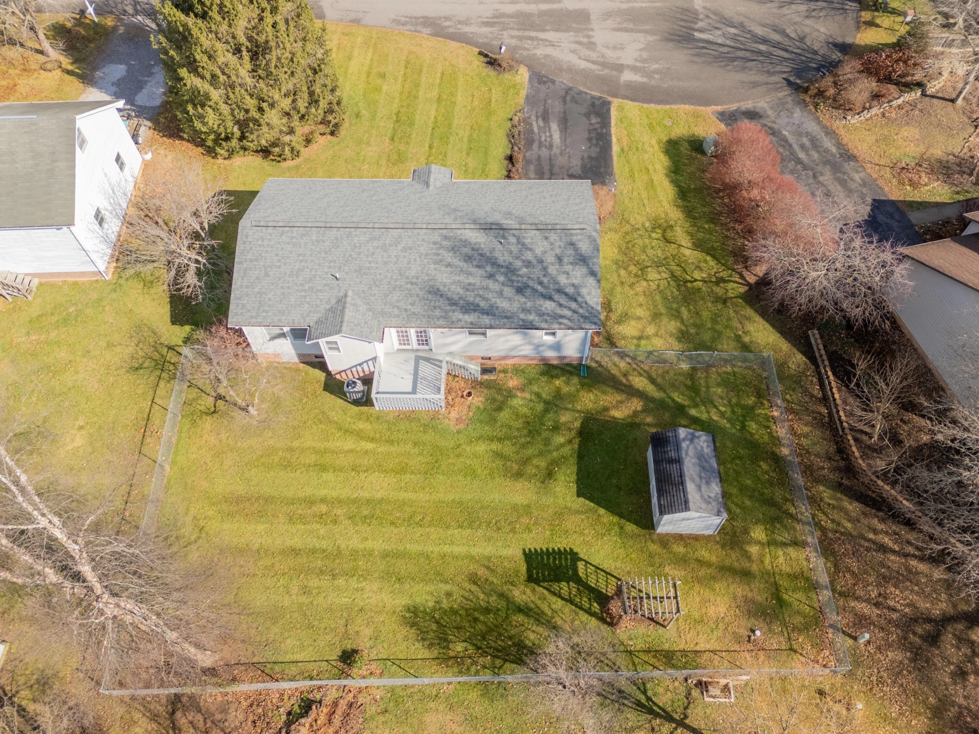 1309 Sandy CIR - Photo 34