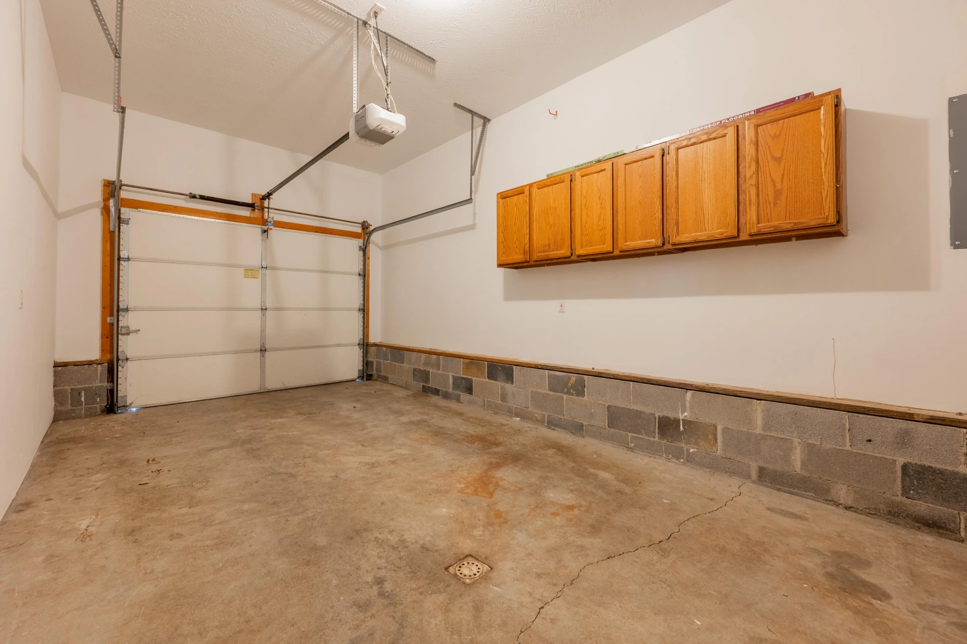 1309 Sandy CIR - Photo 37