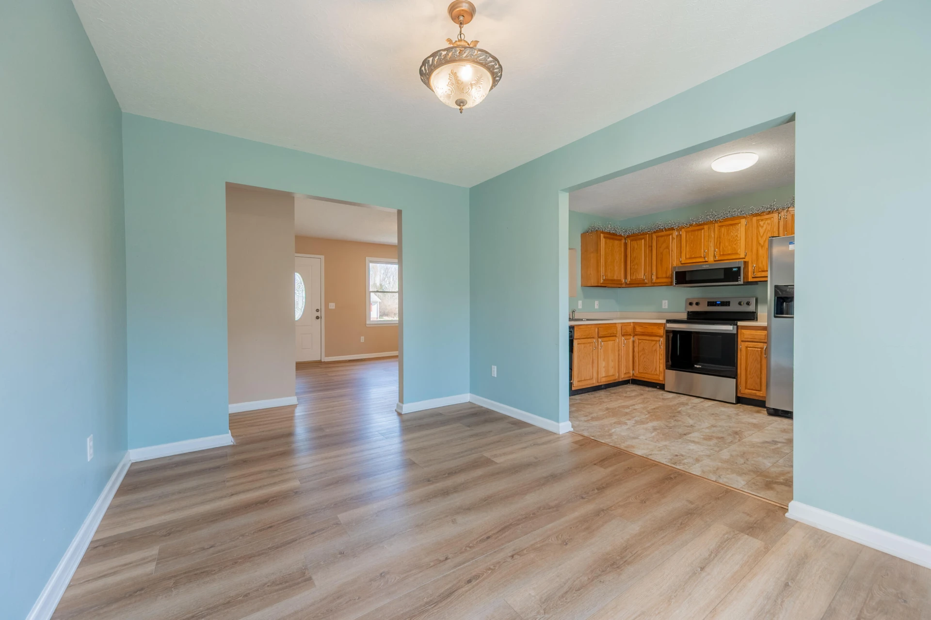 1309 Sandy CIR - Photo 8