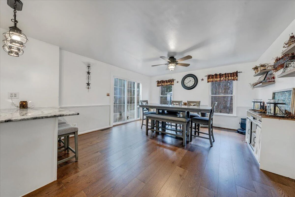 65 Avon ST - Photo 11