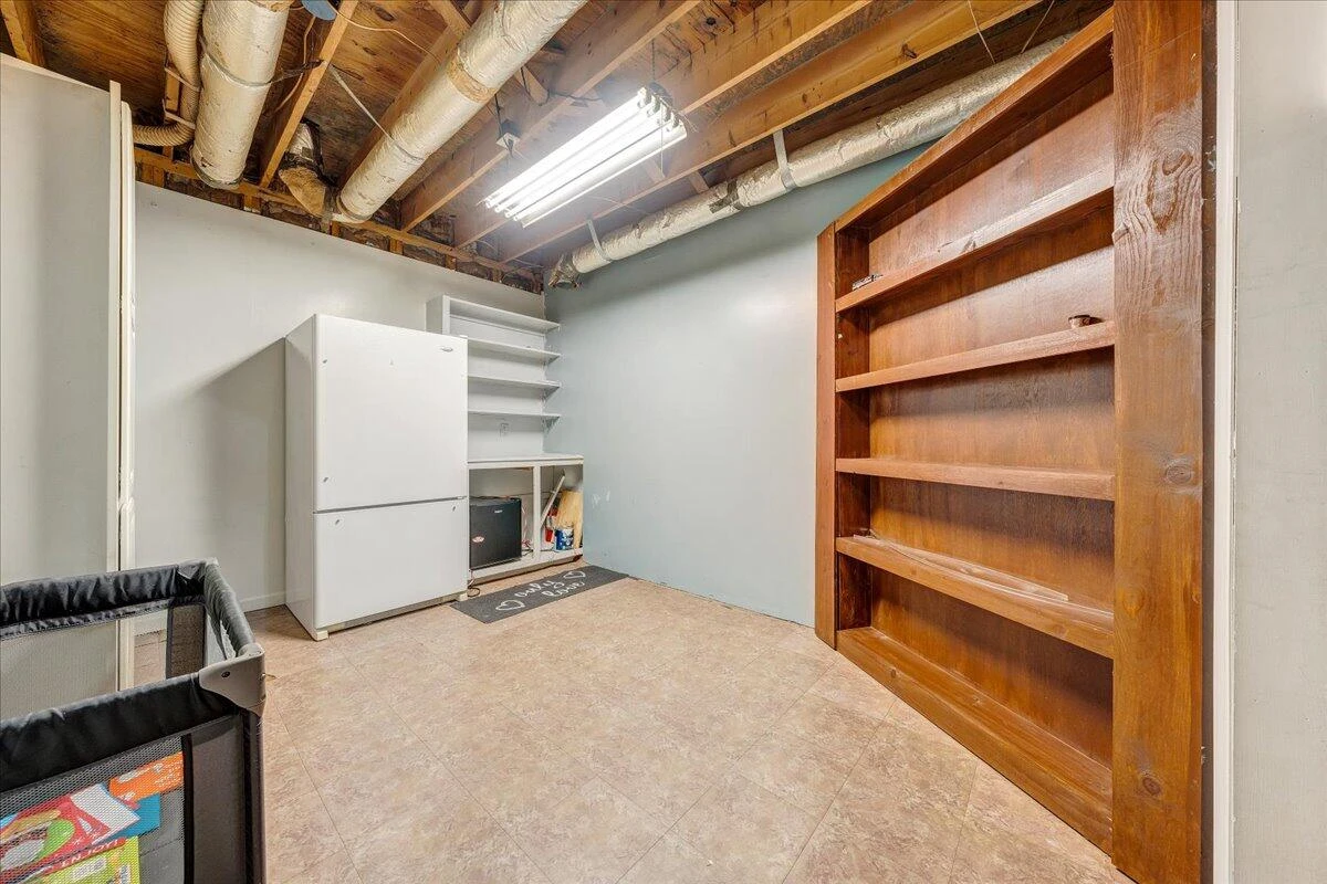 65 Avon ST - Photo 23