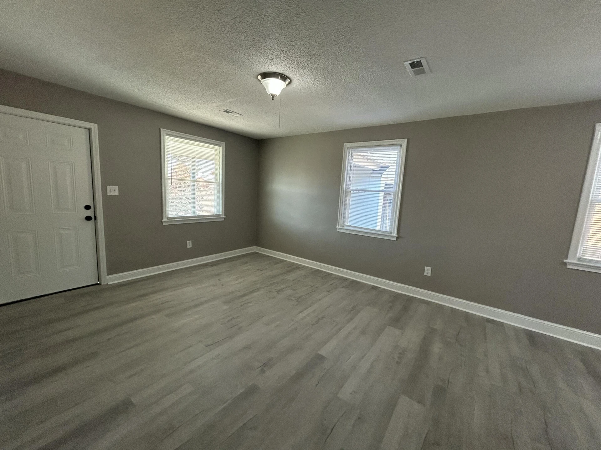 1014 Tahoe DR - Photo 14