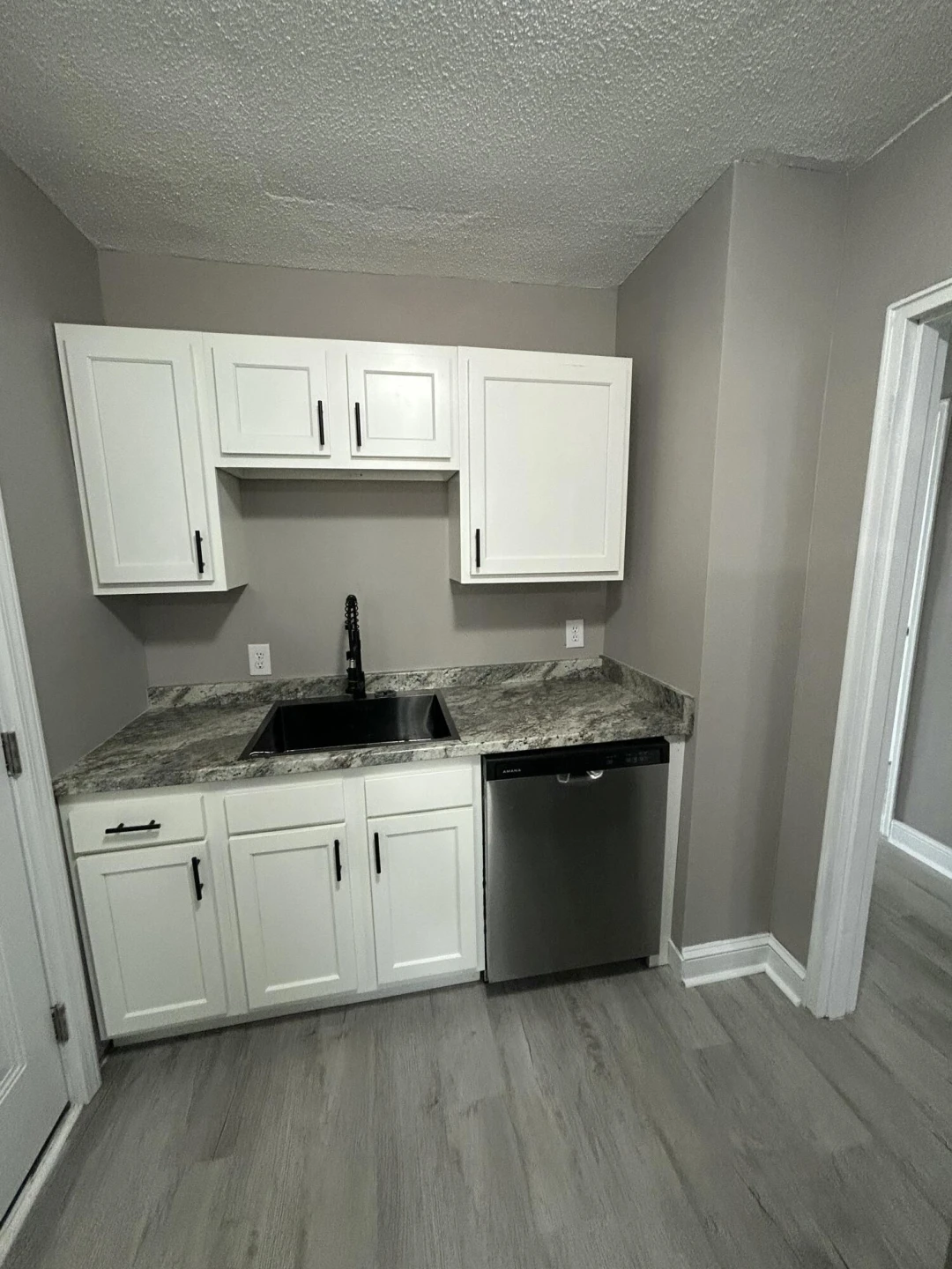1014 Tahoe DR - Photo 2