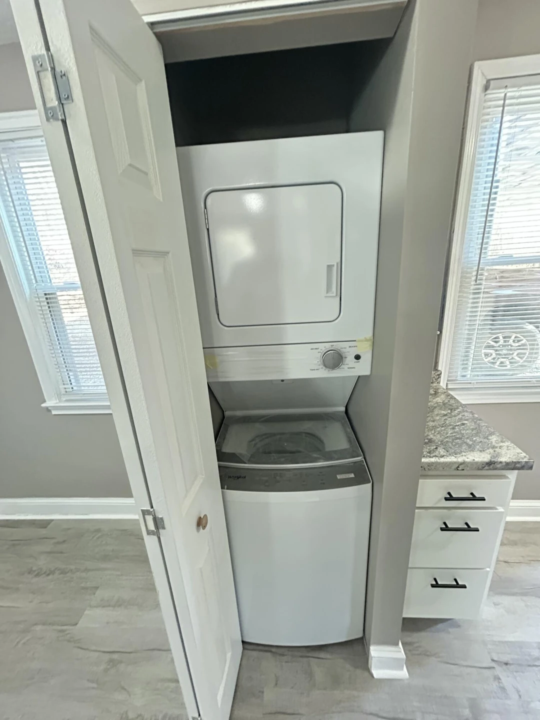 1014 Tahoe DR - Photo 7