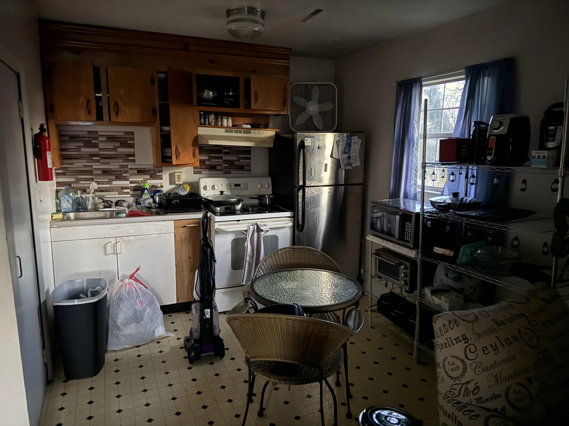 1710 NW Mercer AVE NW #2 - Photo 13