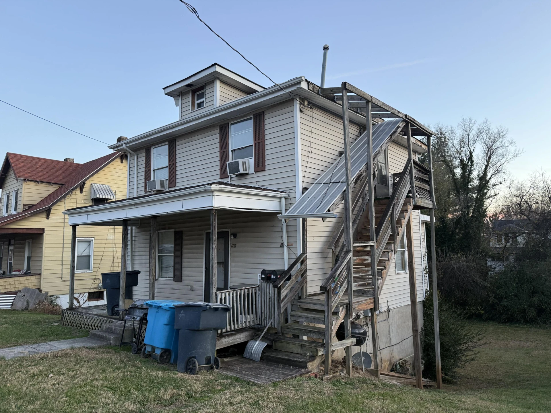 1710 NW Mercer AVE NW #2 - Photo 3