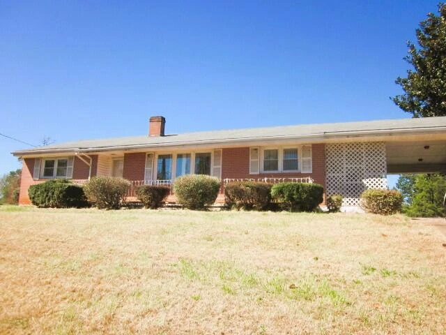 371 TROTT CIR - Photo 2