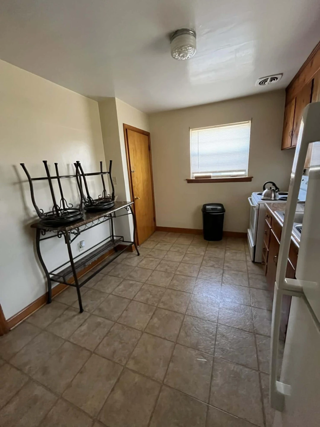 3322 Christian AVE NW - Photo 3