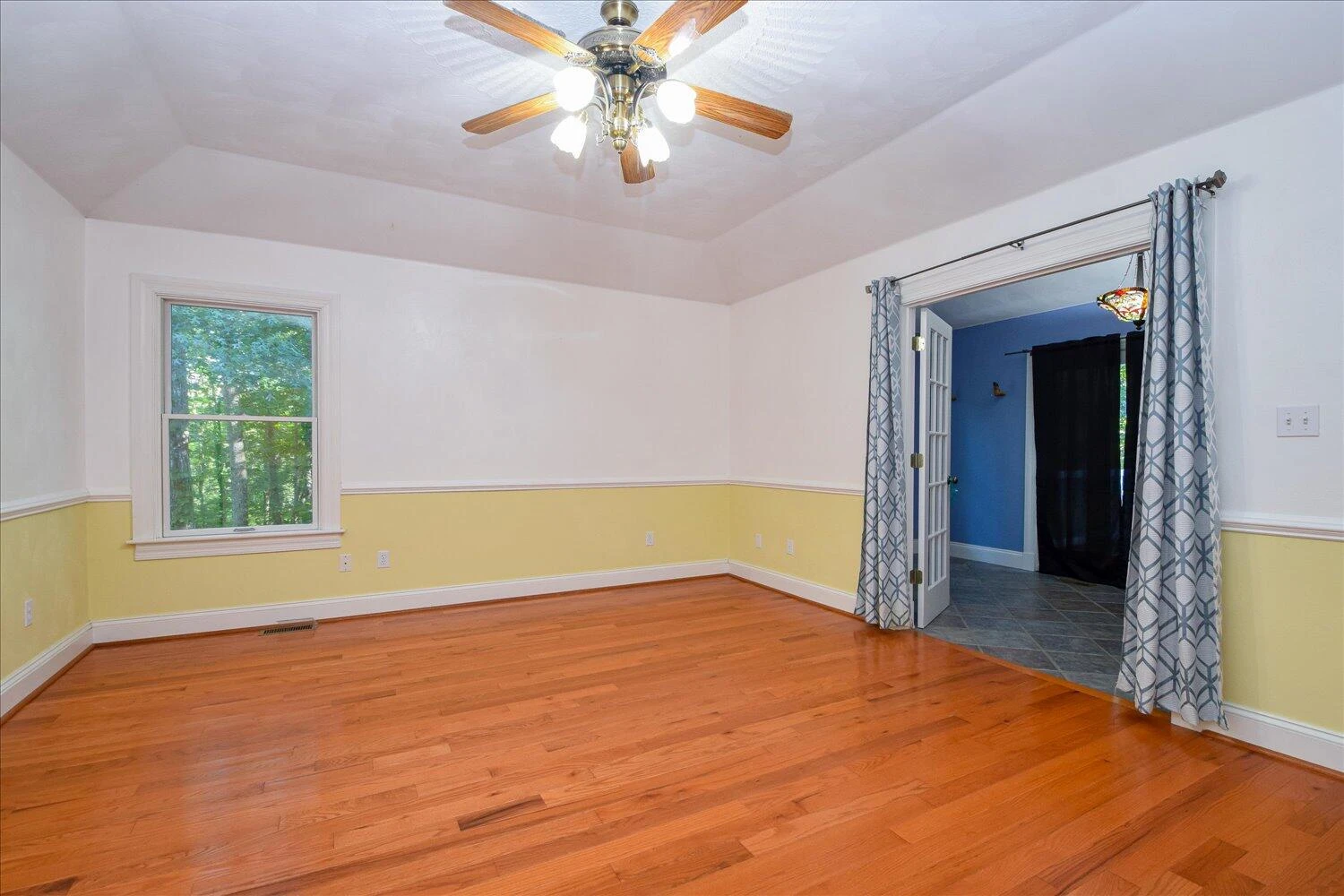 578 Kyles Mill RD - Photo 12
