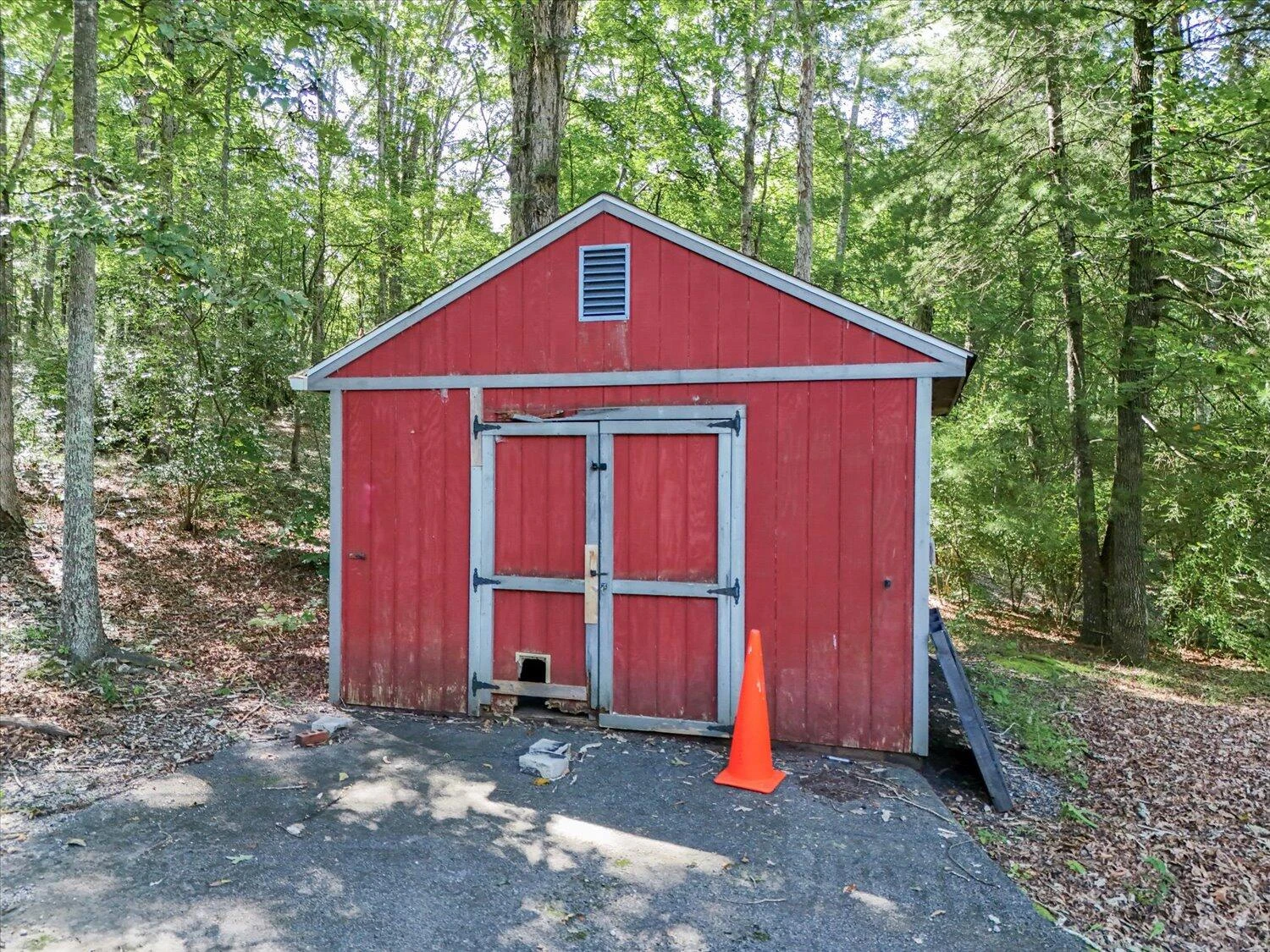 578 Kyles Mill RD - Photo 43