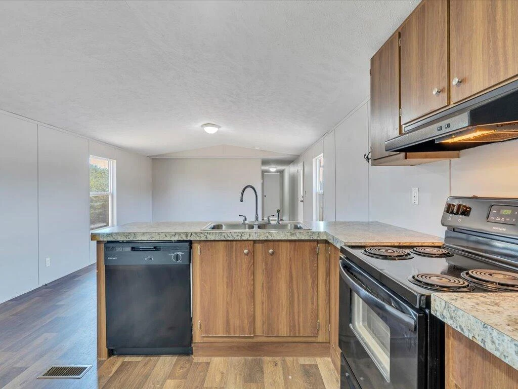 359 Willow Green LN - Photo 9
