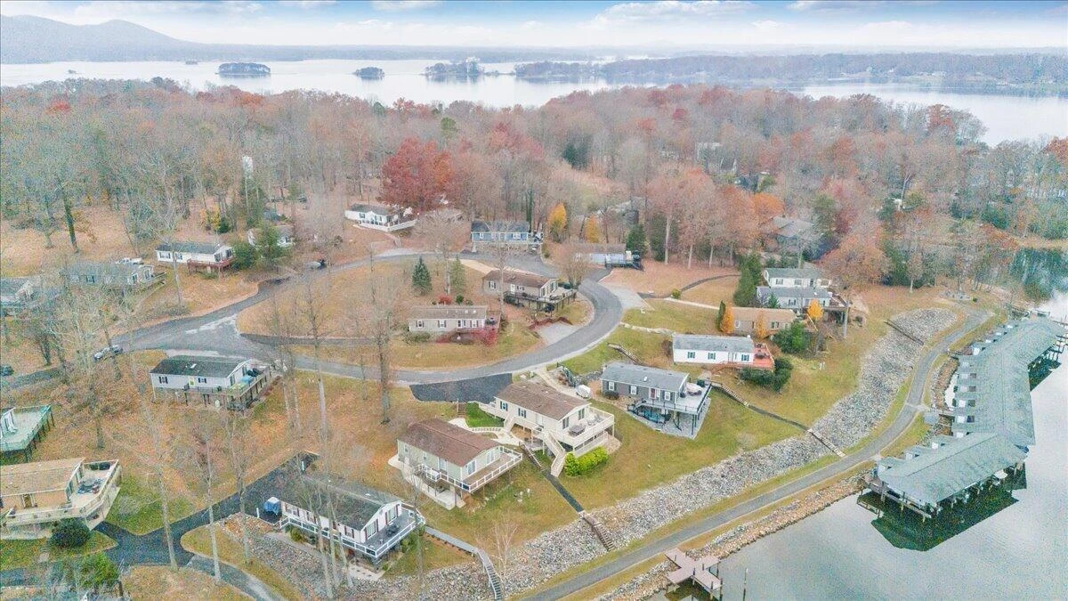 305 Mill Lake RD - Photo 15