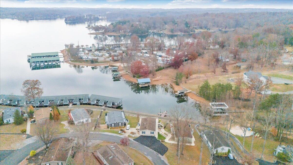 305 Mill Lake RD - Photo 18