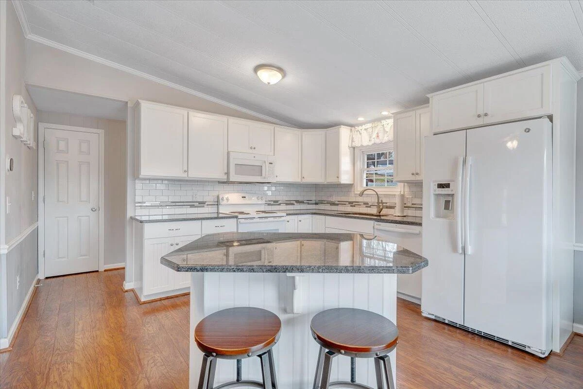 305 Mill Lake RD - Photo 42