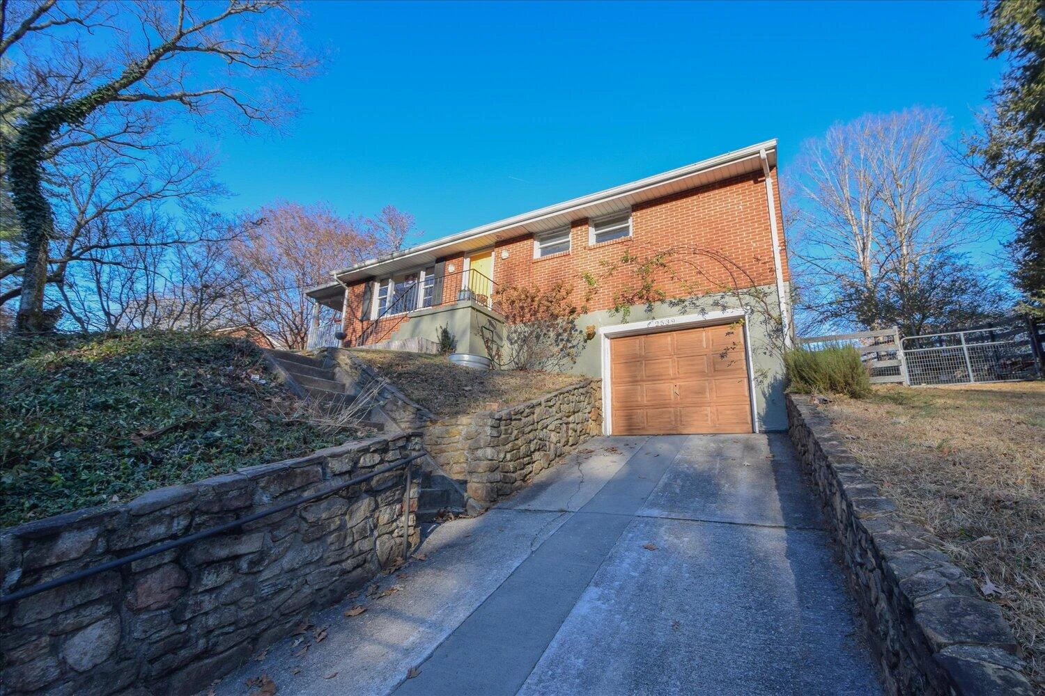 2539 Brambleton AVE SW - Photo 27