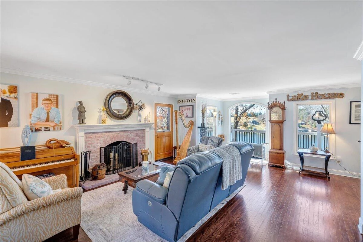 775 Long Island DR - Photo 10