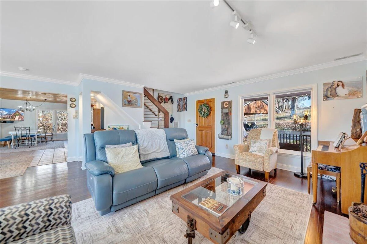 775 Long Island DR - Photo 16