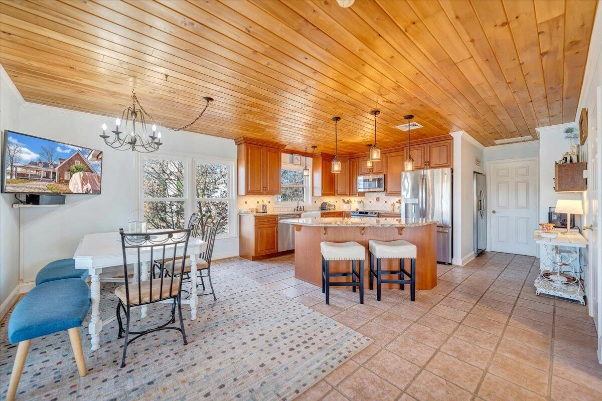 775 Long Island DR - Photo 17