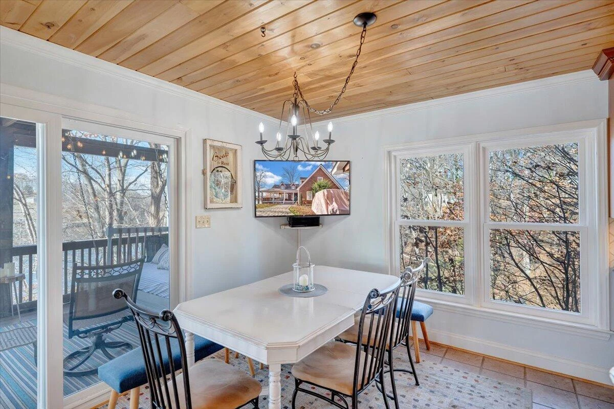 775 Long Island DR - Photo 19
