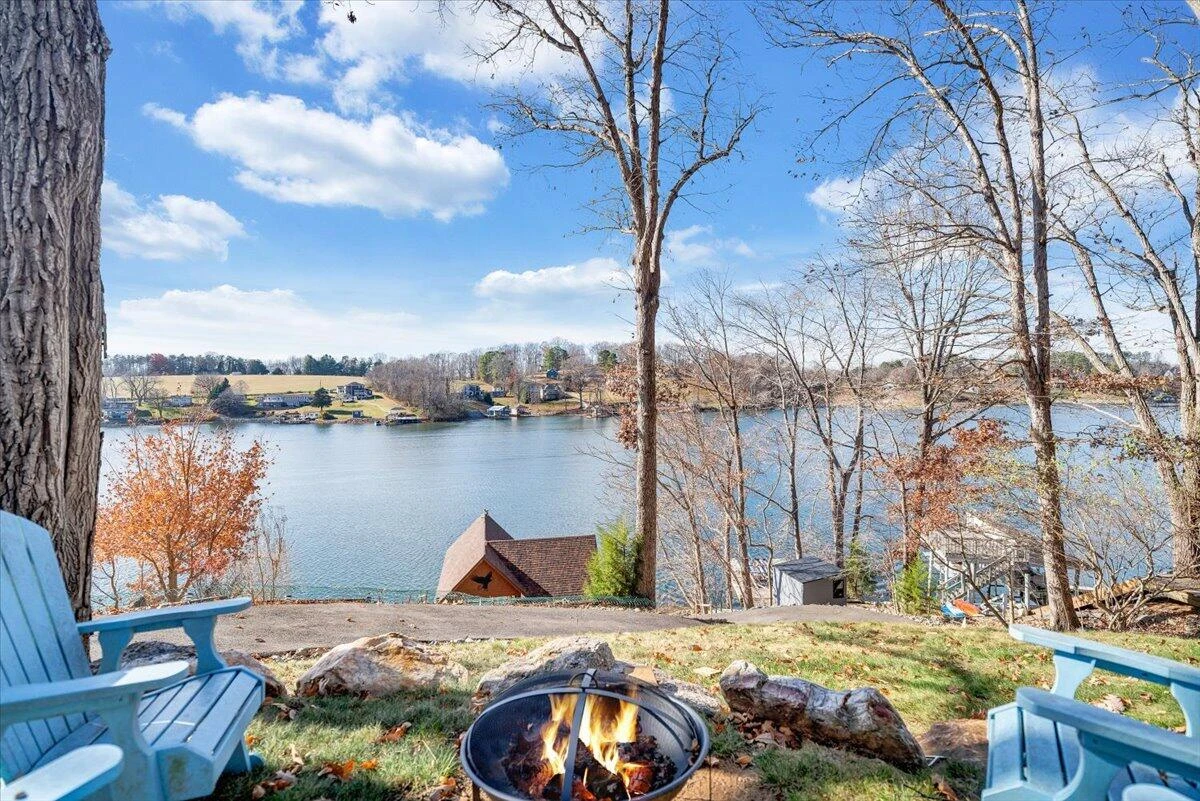 775 Long Island DR - Photo 5