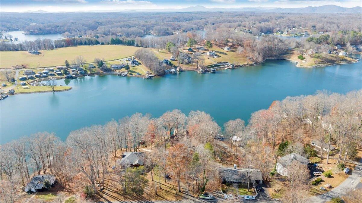 775 Long Island DR - Photo 94
