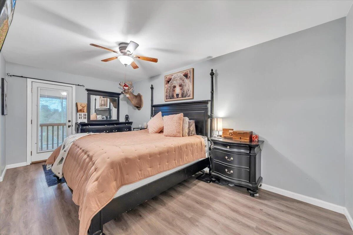 1002 Red LN - Photo 15