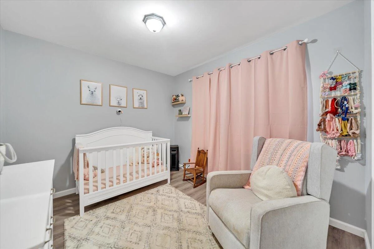 1002 Red LN - Photo 18