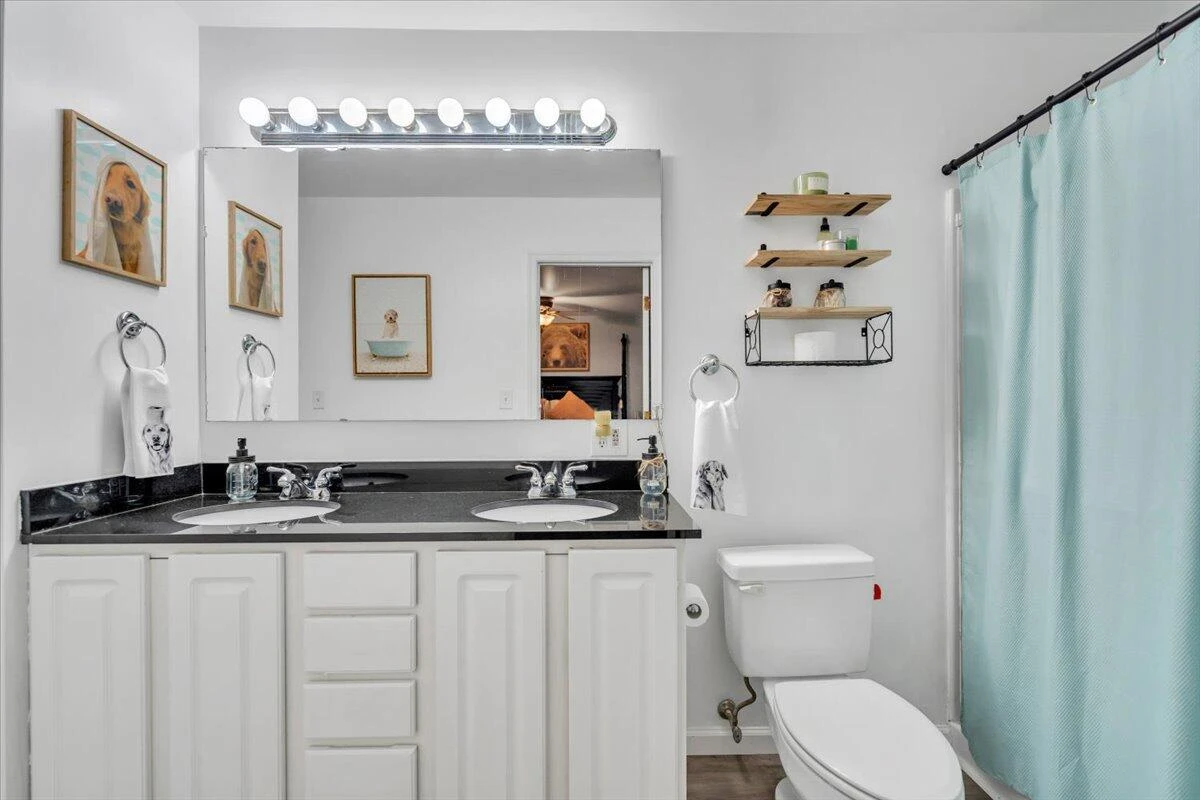 1002 Red LN - Photo 21