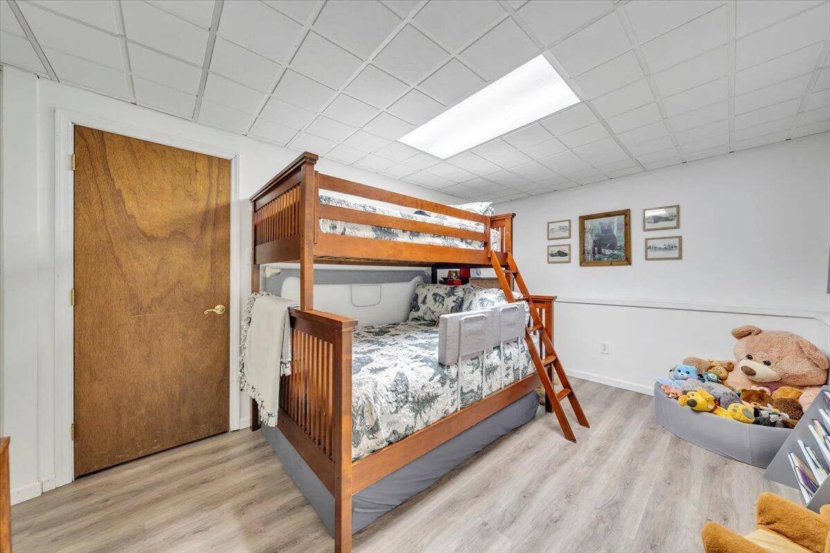 1002 Red LN - Photo 29