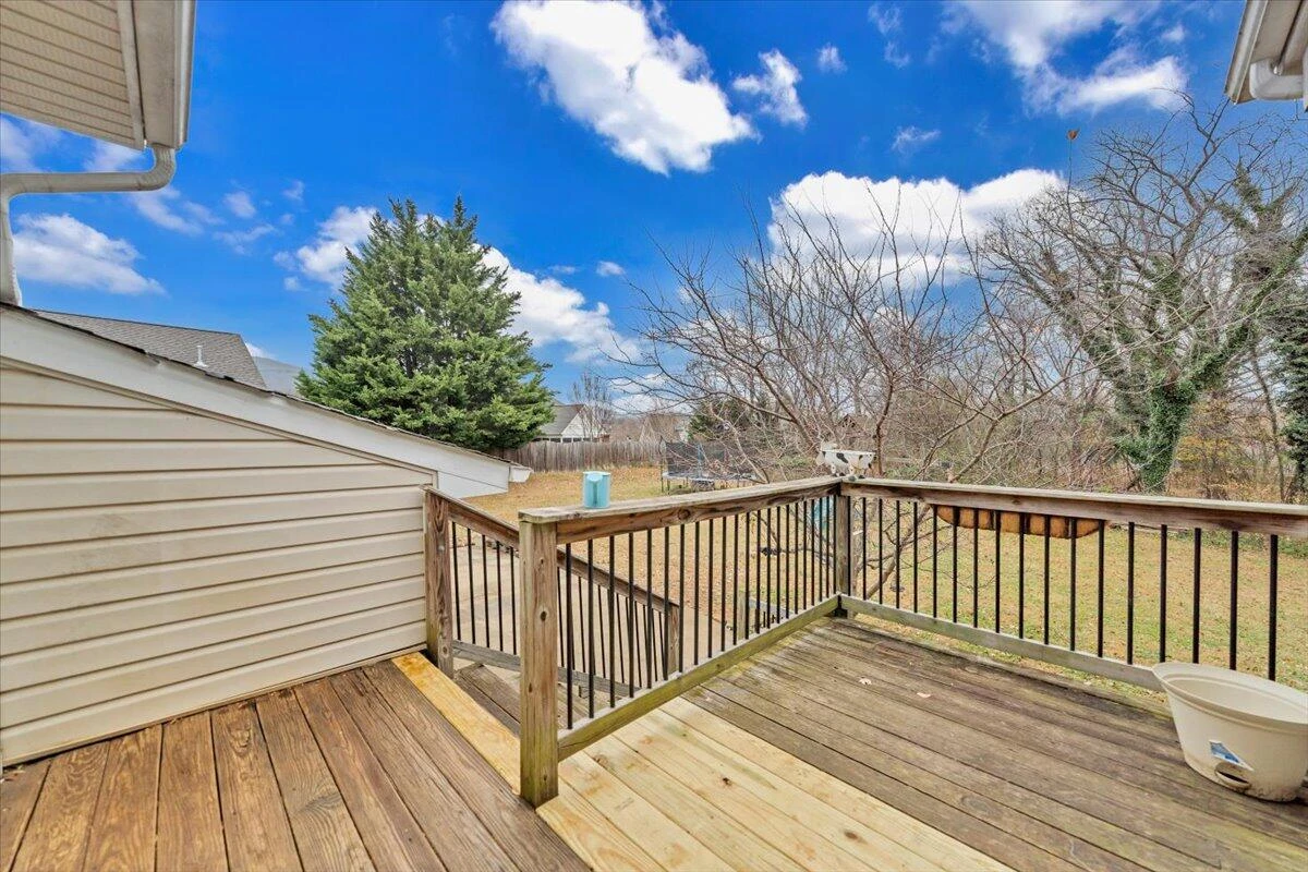 1002 Red LN - Photo 39