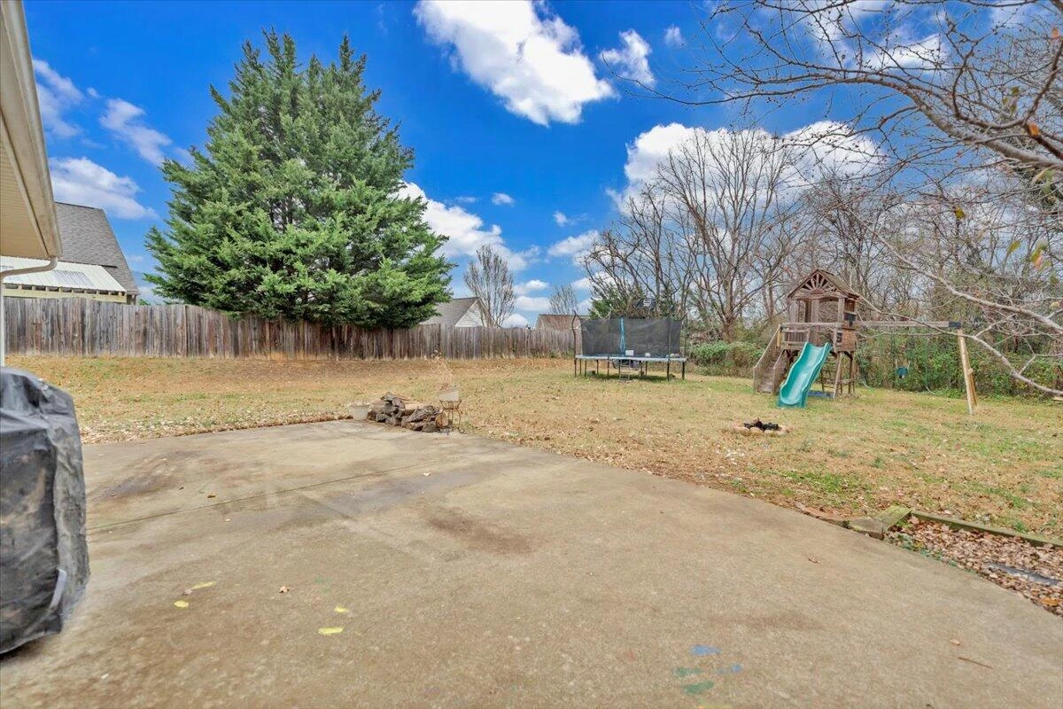 1002 Red LN - Photo 41