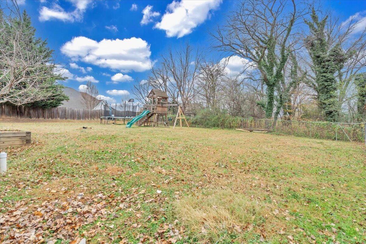 1002 Red LN - Photo 48