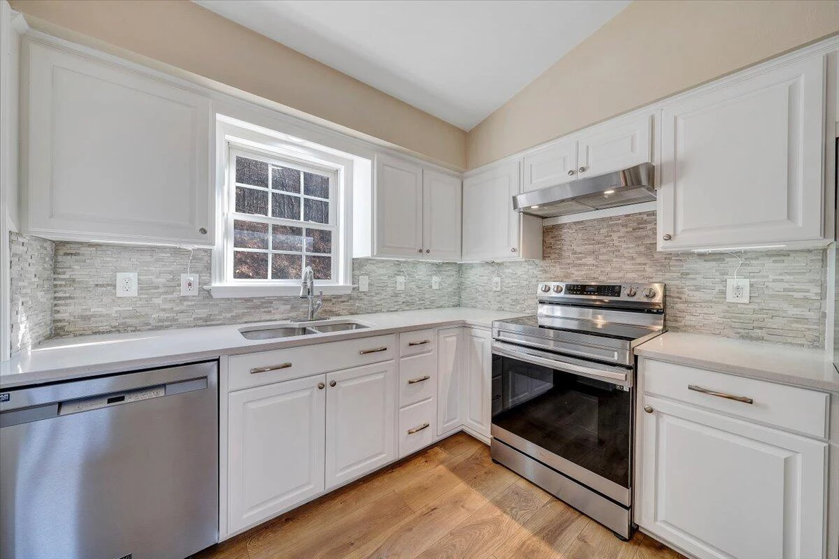 4823 Old Mountain RD NE - Photo 11