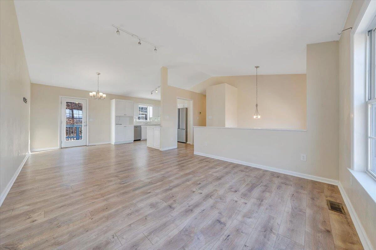 4823 Old Mountain RD NE - Photo 9