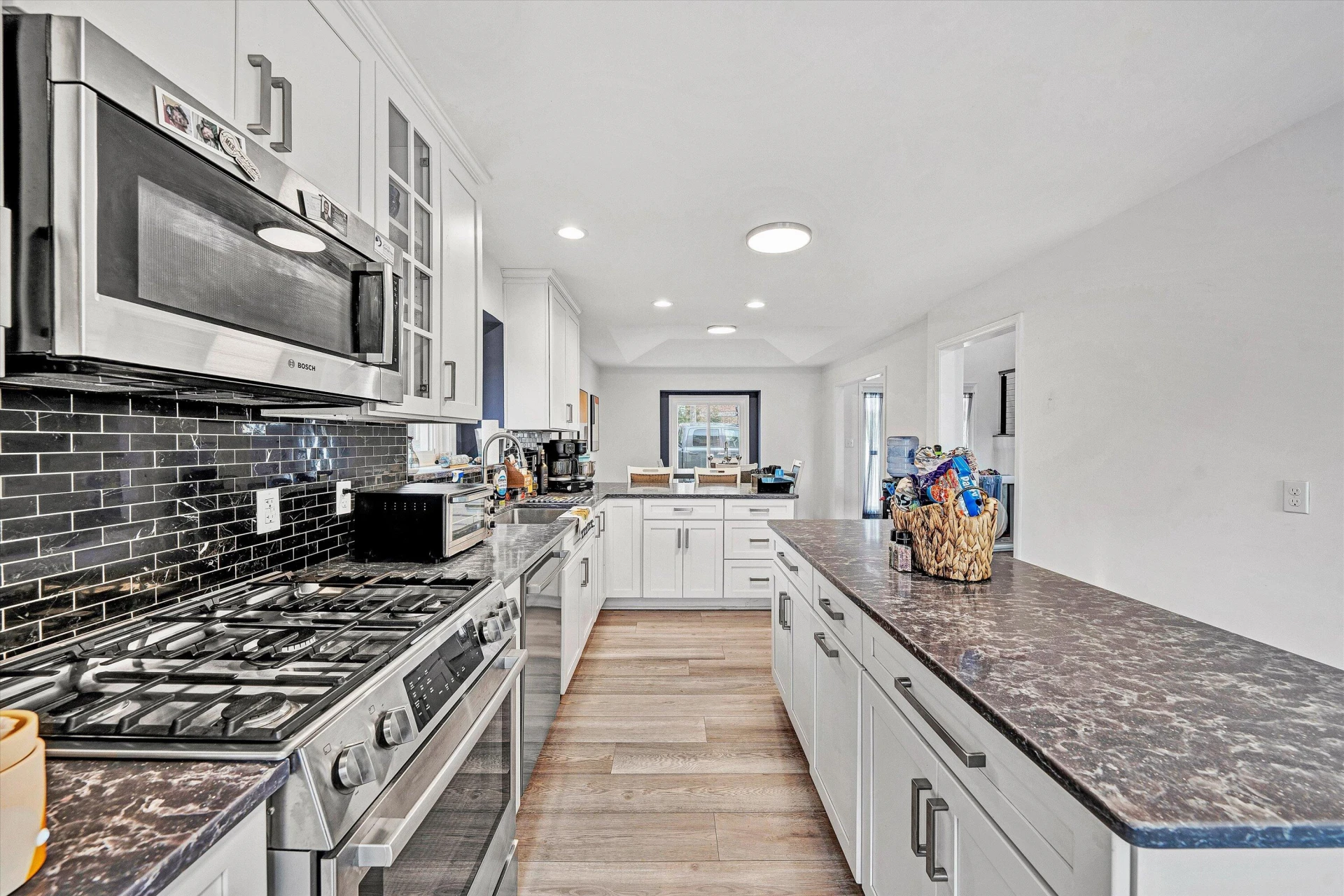 218 Twin Chimneys DR - Photo 16